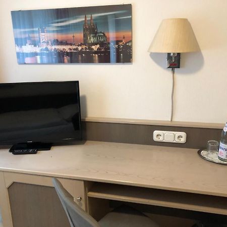 קלן Gaestehaus Hotel Wilms מראה חיצוני תמונה