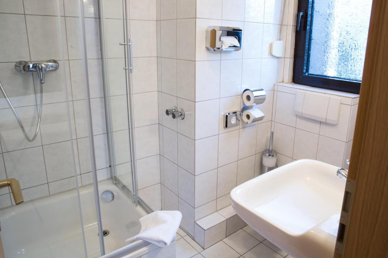 קלן Gaestehaus Hotel Wilms מראה חיצוני תמונה